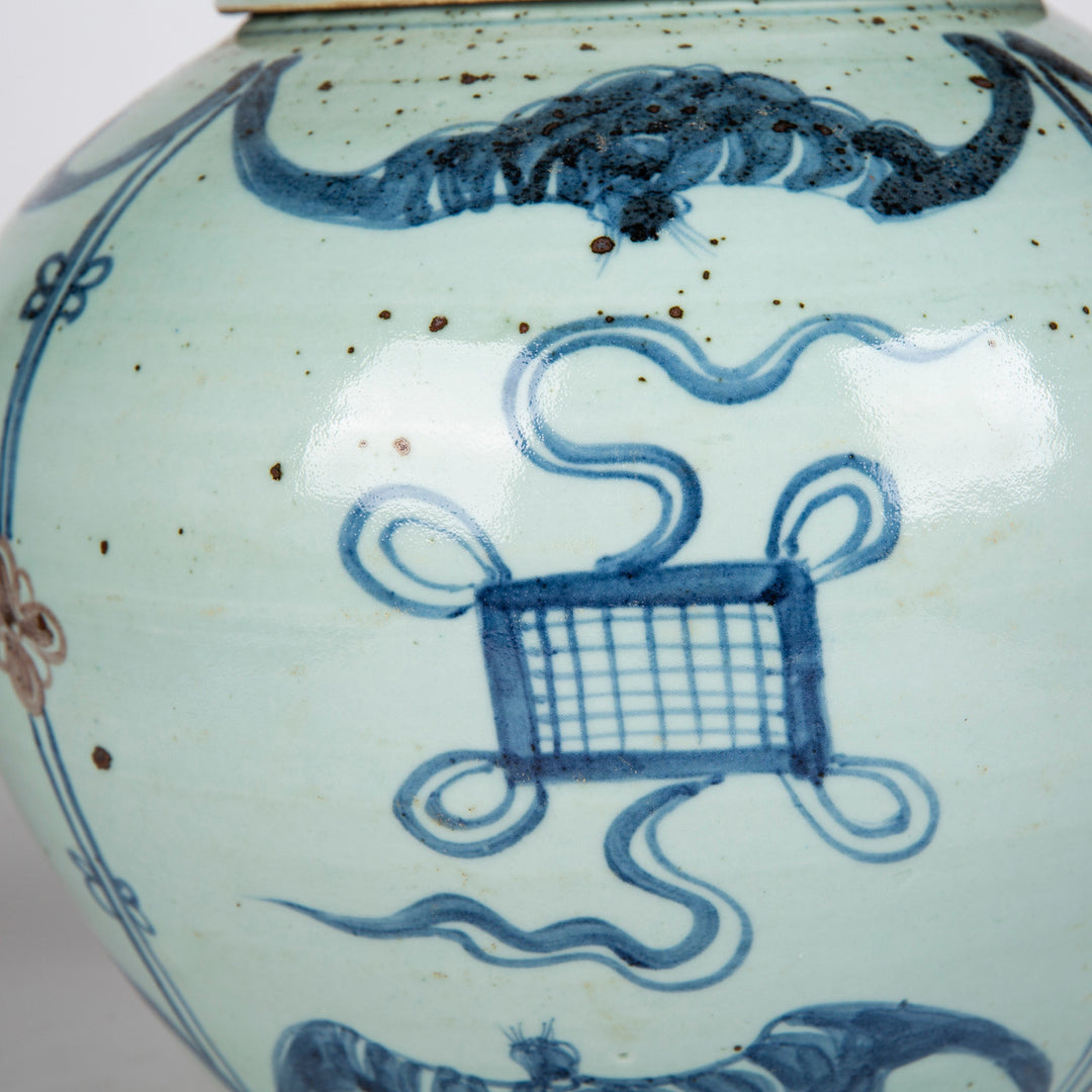 B&W Underglaze Red Symbol Lion Lid Jar