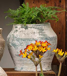 Vicolo Urn Collection