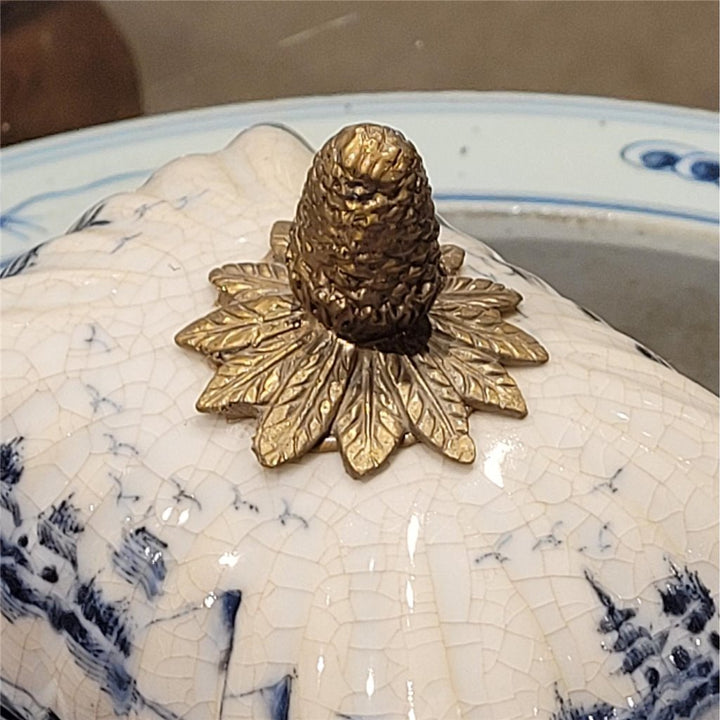 B&W Blue Willow Porcelain Box