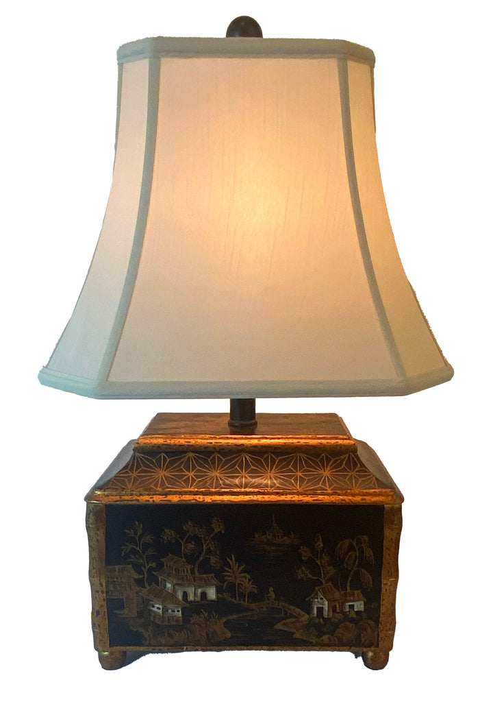 Chinoiserie-Style Table Lamp with Tole Base