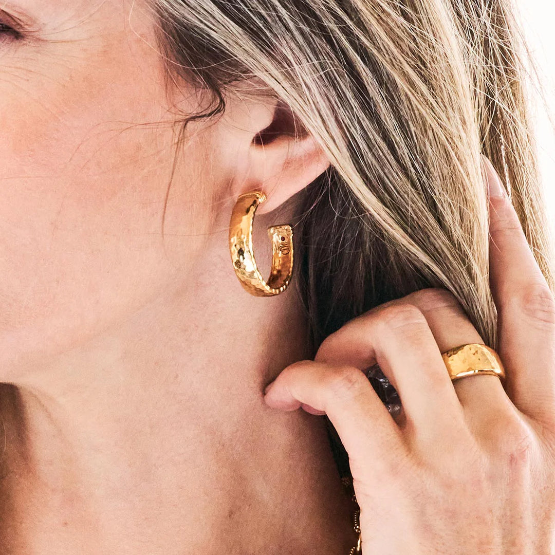 Cleopatra Classic Hoop Earrings - Gold
