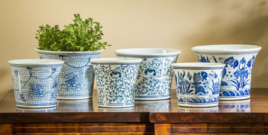 B&W Flared Planter