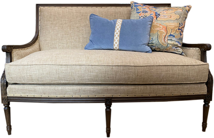 Grantham Settee