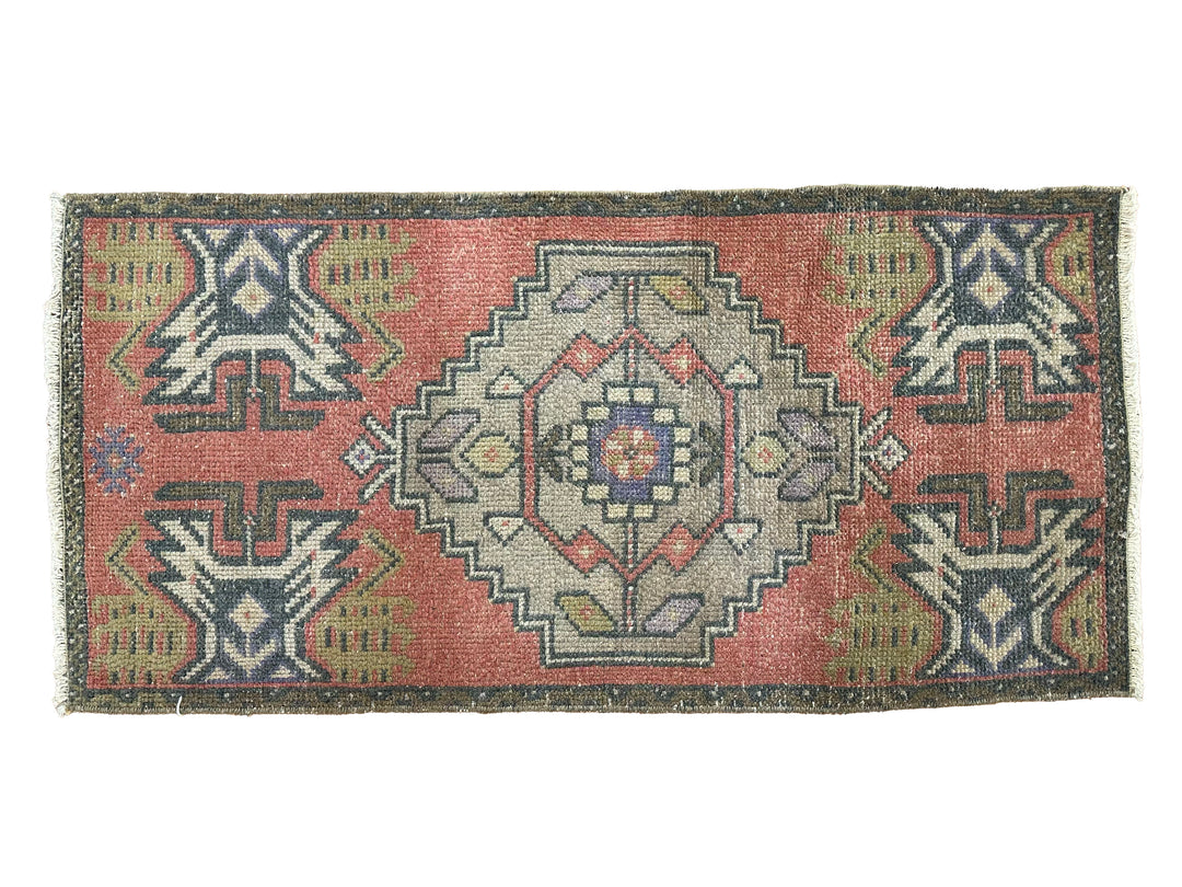 Vintage Prayer Rug - Türkiye