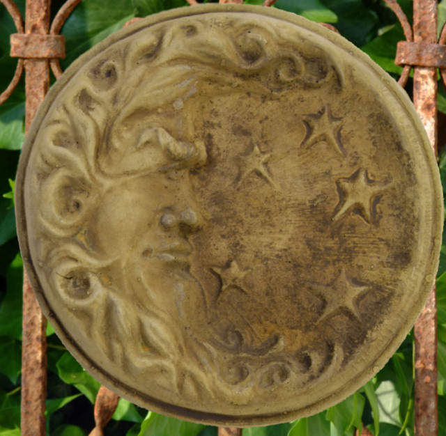 Round Moon Plaque