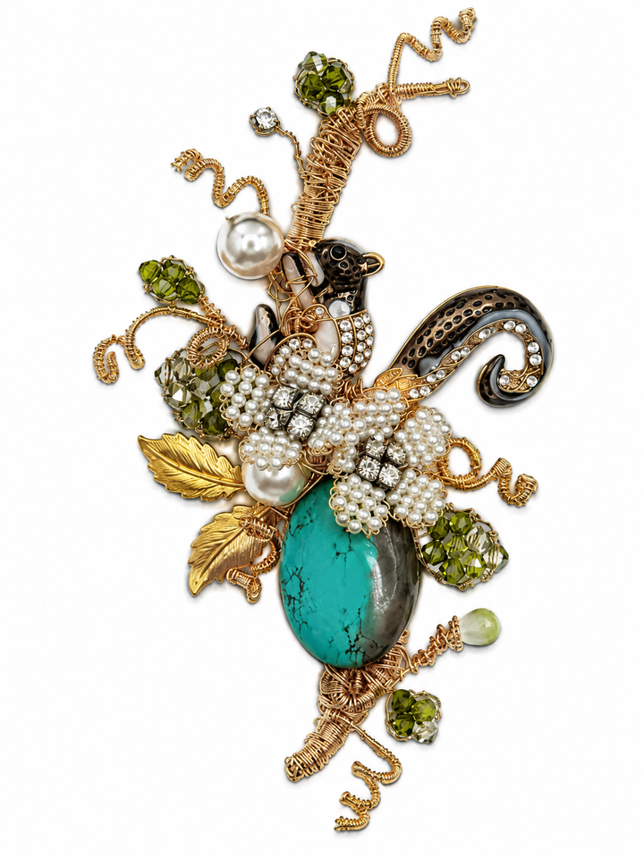 Acorn Treasure Lapel Pin
