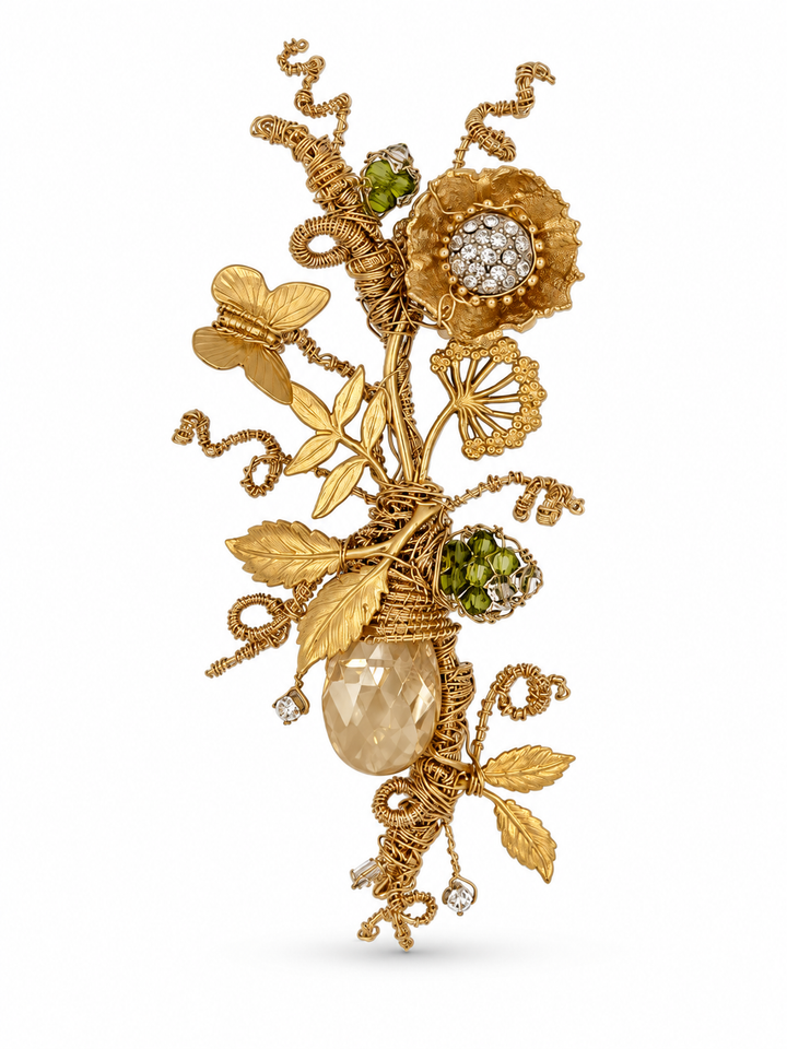 Anemone of Gold Lapel Pin