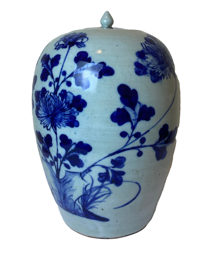 Chinese Mid-Qing Dynasty Celadon Blue and White Lidded Jar