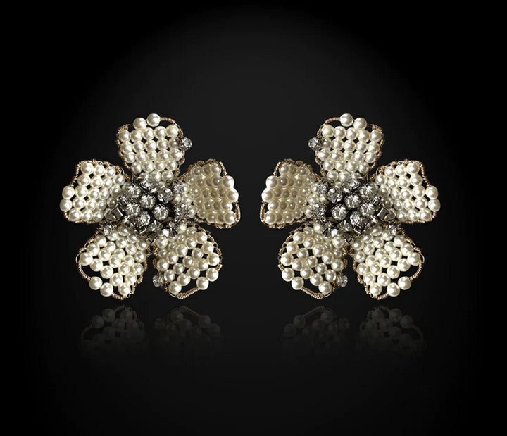 Flower Stud - Pearl