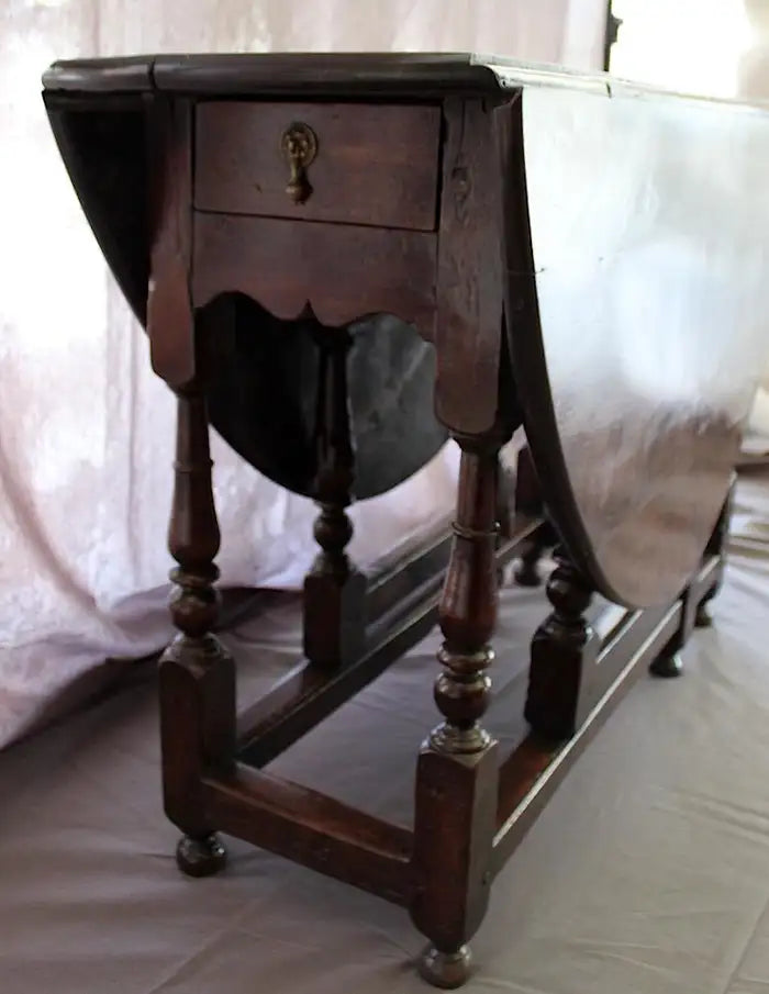 English Walnut Antique Gate Leg Table