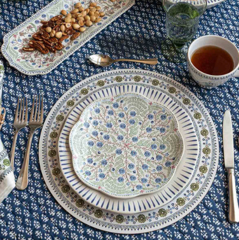 Villa Seville Scalloped Salad/Dessert Plate