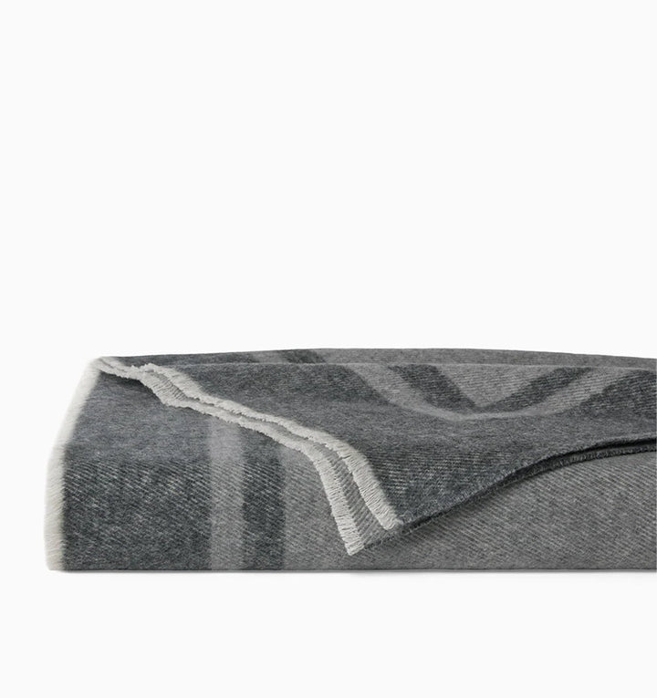 Viletta Throw Blanket