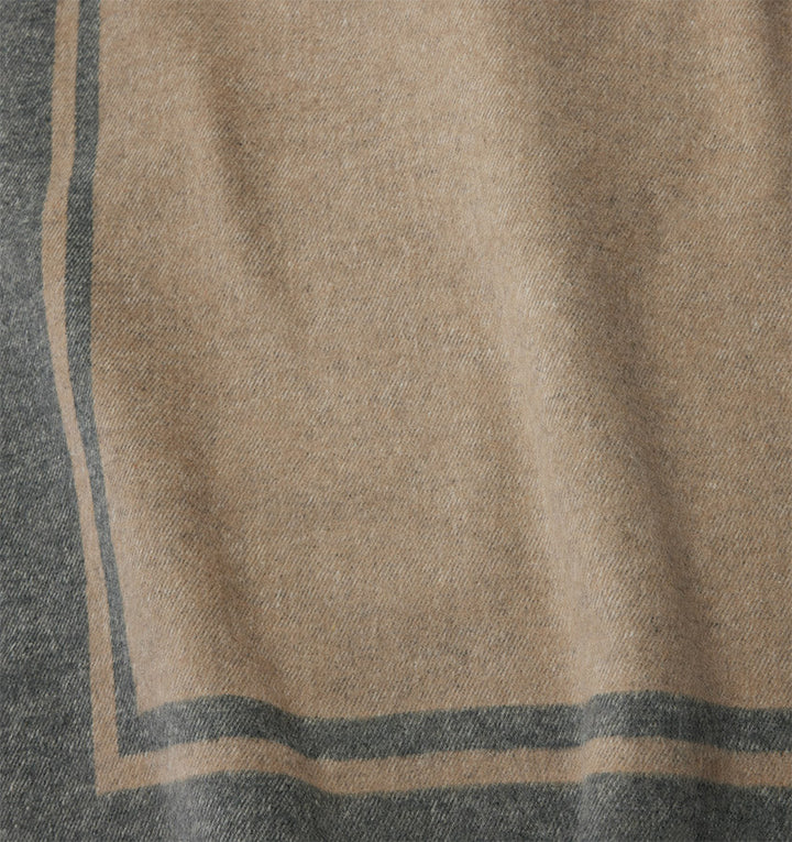 Viletta Throw Blanket