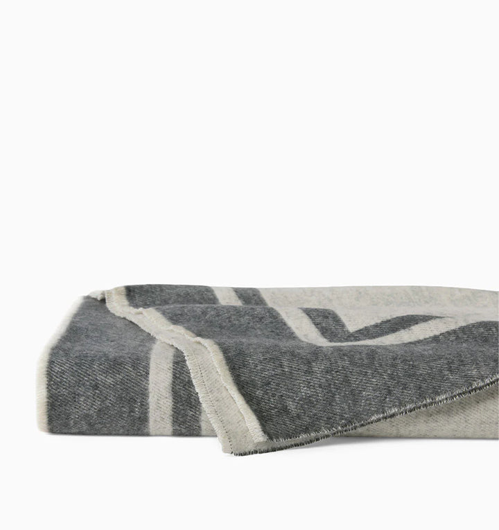Viletta Throw Blanket