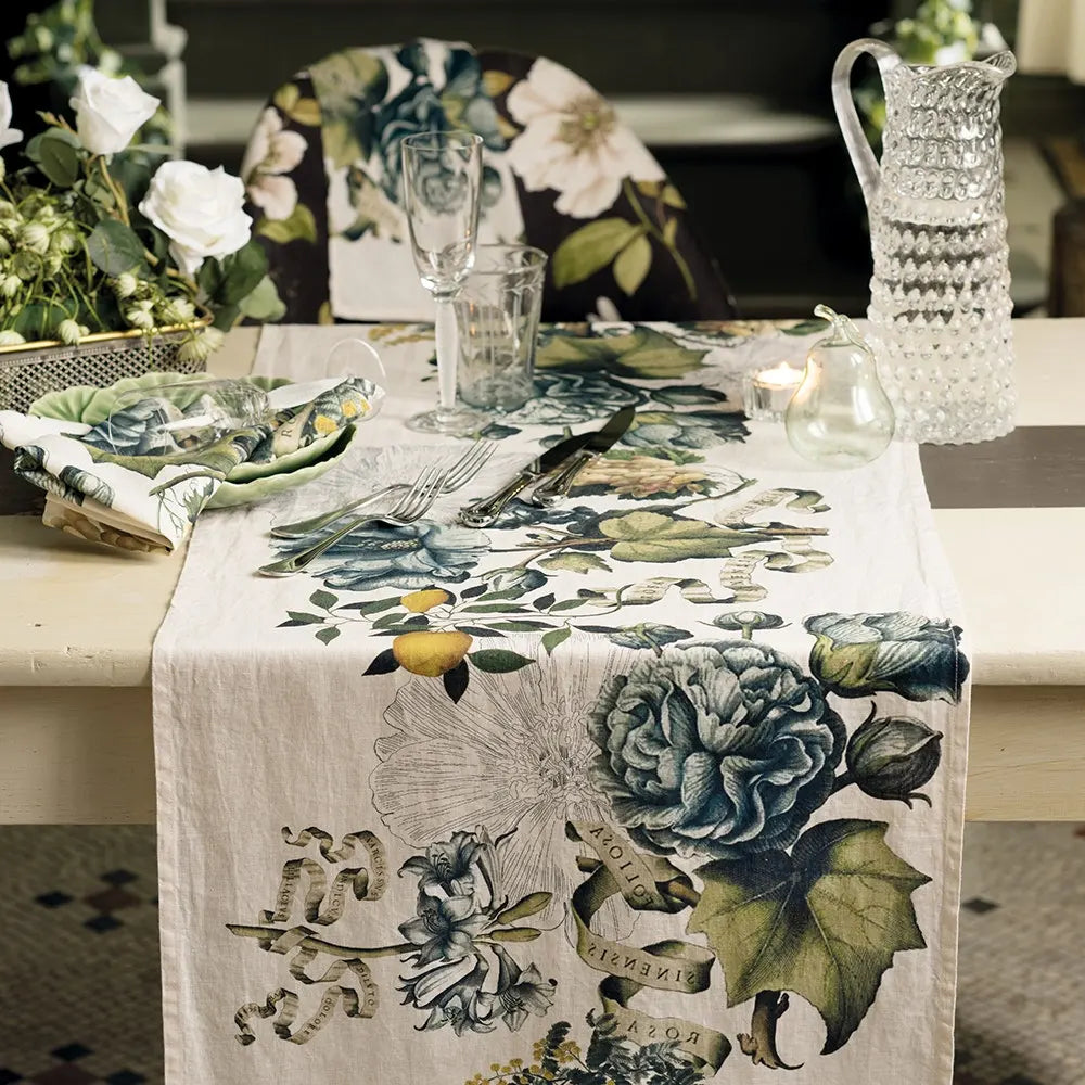 Giardino Natural Table Runner