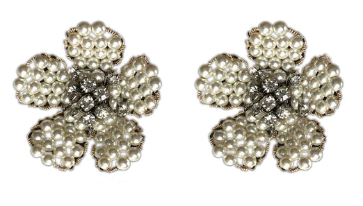 Flower Stud - Pearl